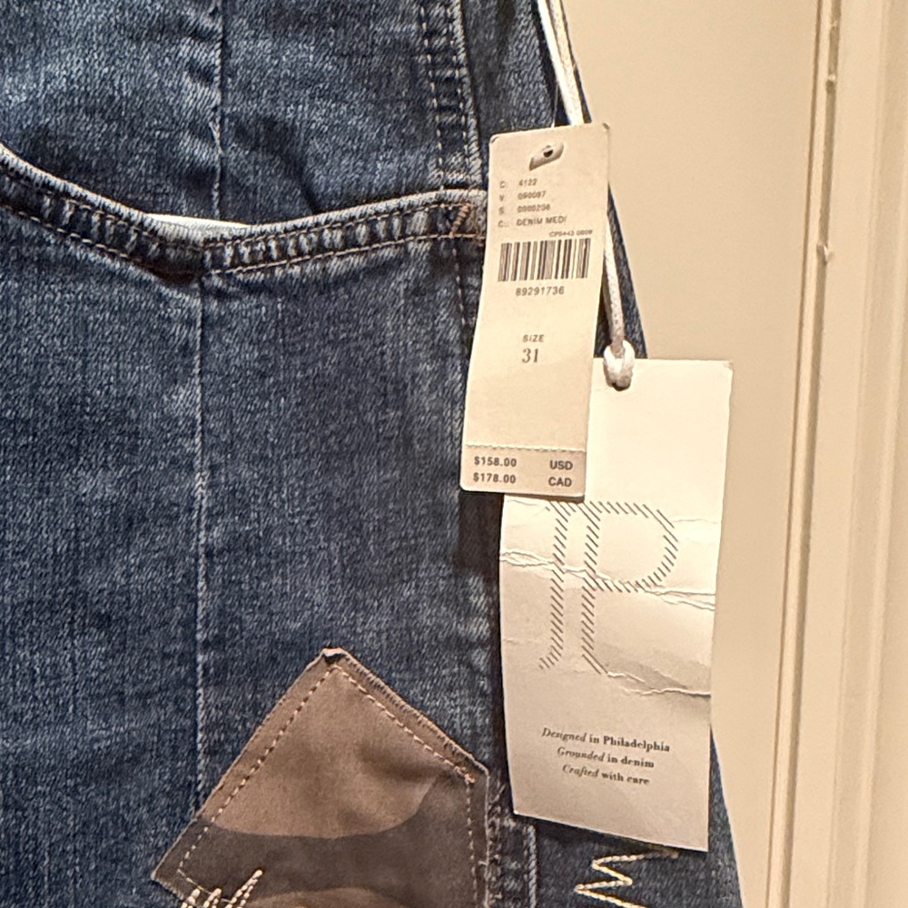 NWT Anthropologie Pilcro Kenna Mid Rise Heritage  Blue Camo Patch Barrel Jeans - Picture 8 of 13